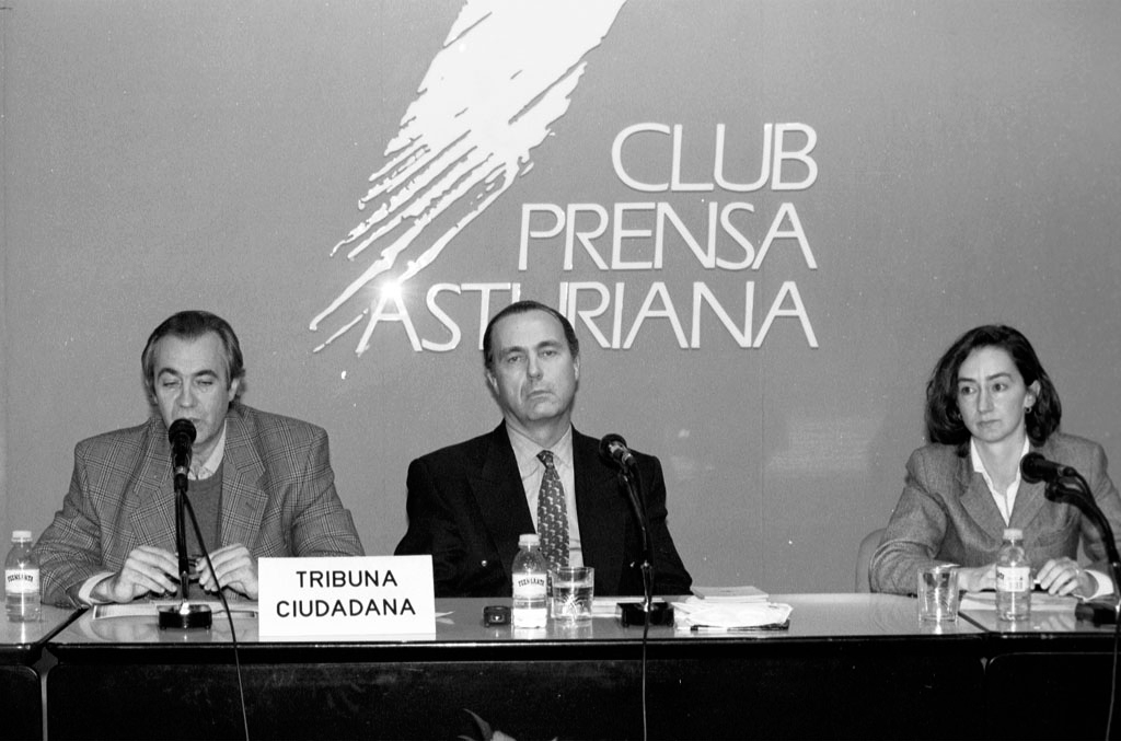 Manuel Herrero, Luis Alberto De Cuenca y Marta Gonzlez