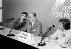 Lisardo Lombarda, Modesto Gonzlez Cobas y M Luisa Alonso Bengoa
