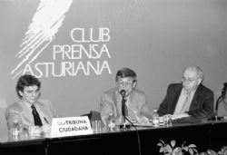 Francisco LEE
