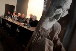 Lectura obra ngel Gonzlez
