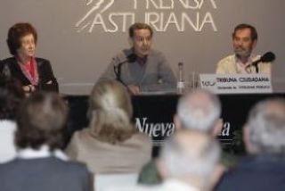 Victorina Daz, Moiss Mori y Miguel A. Comendador