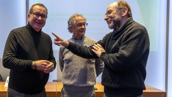 Pedro Snchez Lazo, Carlos Monasterio y Javier Surez Pandiello