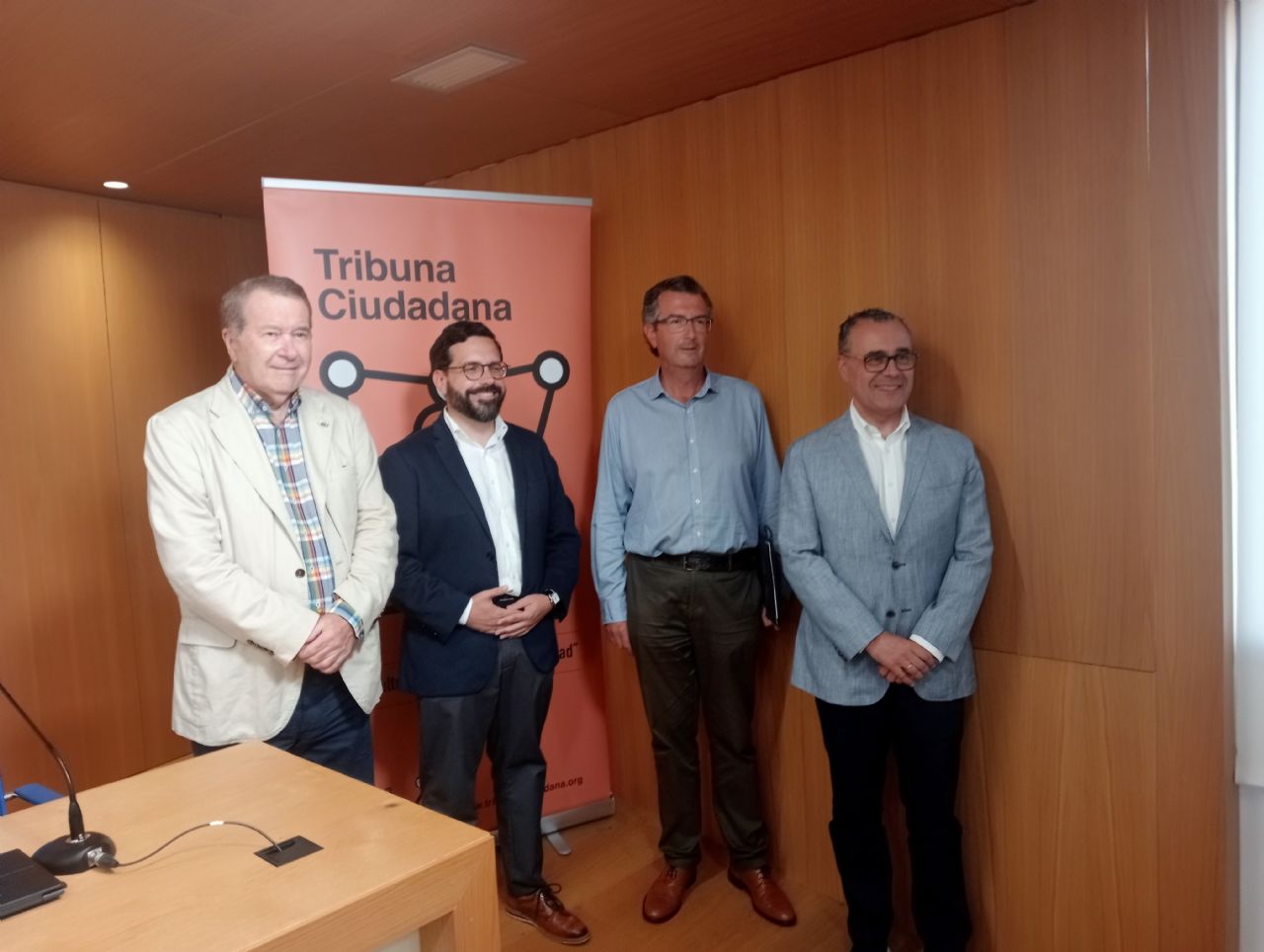 Pedro S�cnhez Lazo, Pedro �lvarez Cifuentes, Juan Jos� Garc�a Gonz�le  y Antonio Gonz�lez Bustoz y