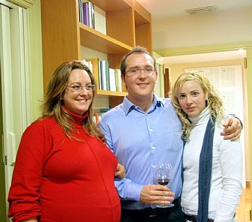 Sigfrido Cecchini acompaado por su hermana y su novia. Foto: M Esther Rodrguez