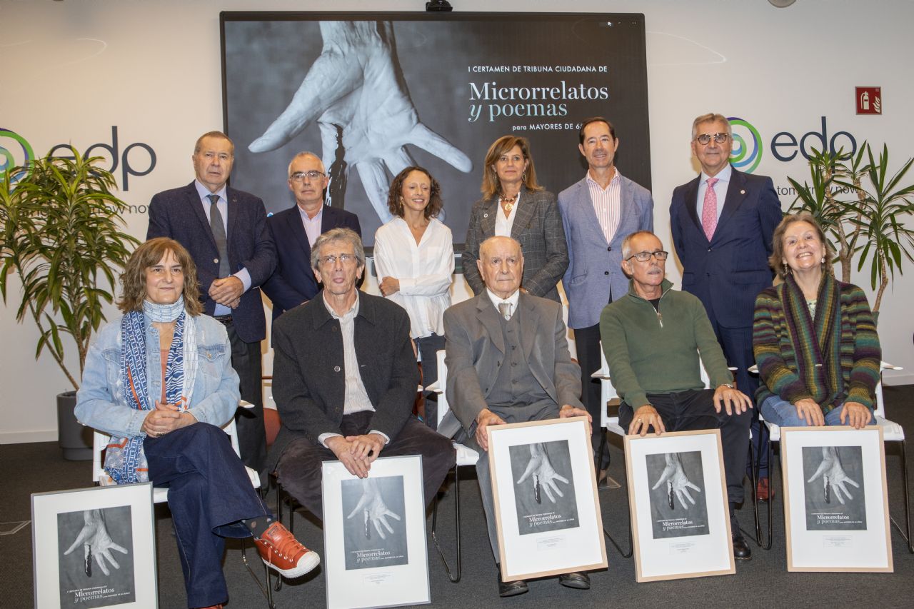 Ganadores y patrocinadores del I Certamen Senior de Tribuna Ciudadana
