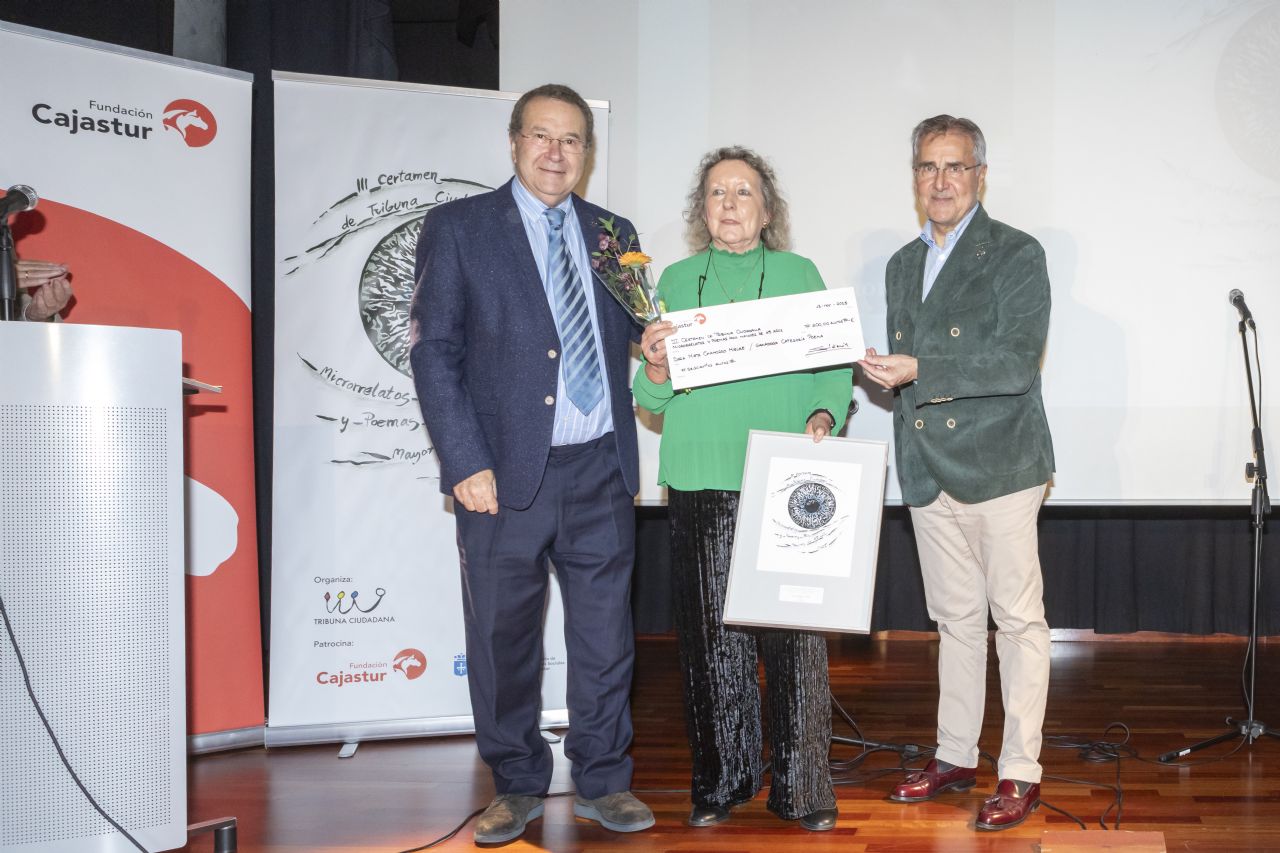 Pedro S�nchez Lazo, Mirta Chamorro Mielke y Carlos Si�eriz