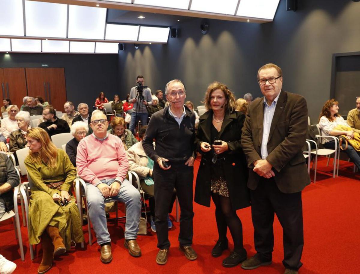 Jos� Manuel Recio, Susana Fern�ndez Men�ndez Y Pedro S�nchez Lazo