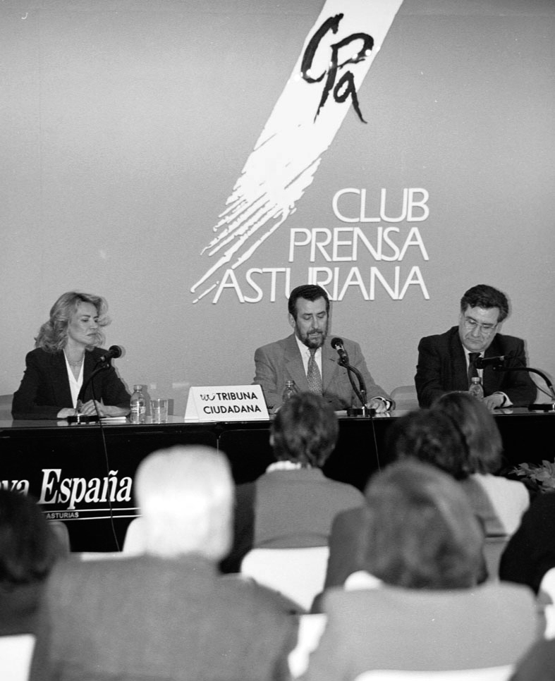Paloma Berros, Germán Ramallo y Juan F. Casero