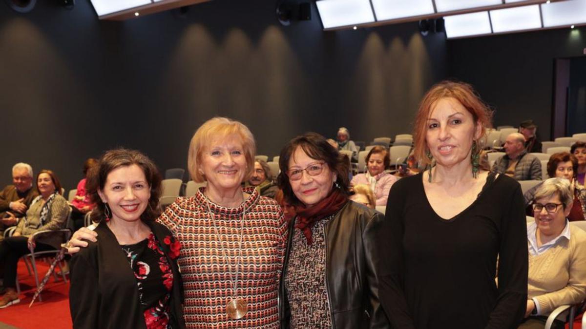 Marisa López Díaz, Carmen Sánchez, Carmen Yáñez y Virginia Gil Torrijos